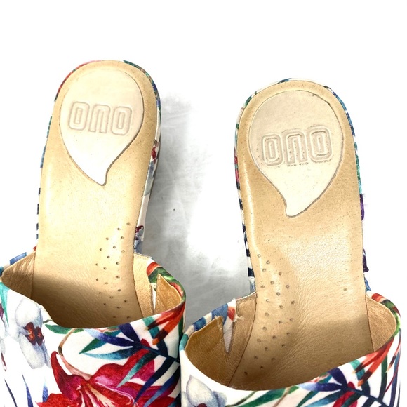 Ono Floral Sandals - Picture 7 of 8